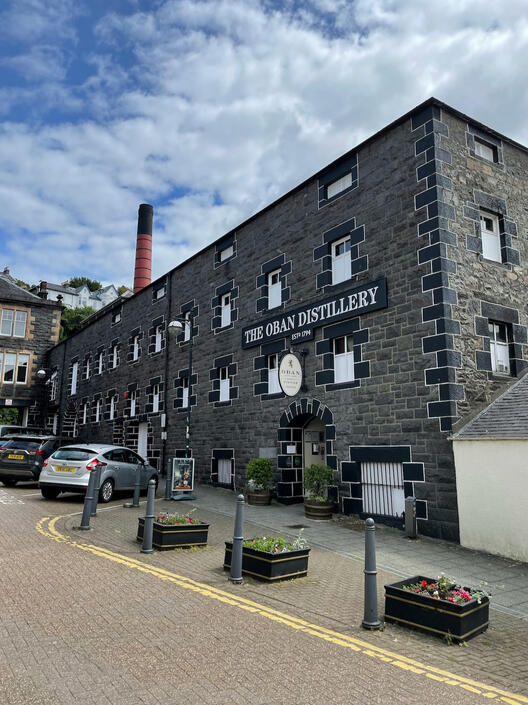 Oban distillery 📷 Karen Cann