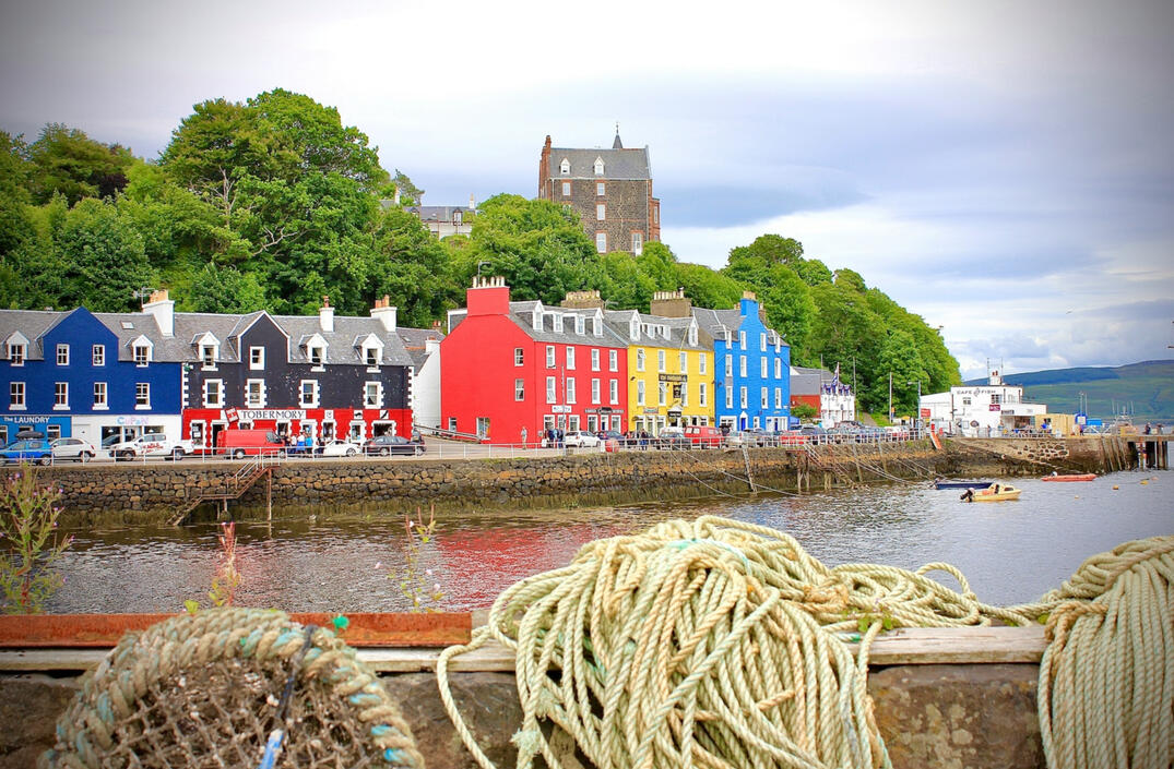 Tobermory: a short ferry hop from Oban. 📷 Riley Currie